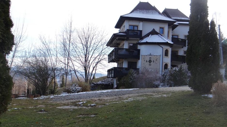 In locatia de basm: - Pestera, Moieciu, Brasov, utilitati, accesibilitate - Poză 32