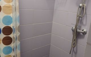 Inchiriez garsoniera zona Alexandru 1500lei - Poză 5