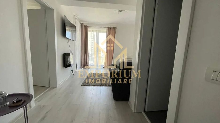 Apartament 2 camere semidecomandat in cartierul Tractoru, zona Coresi - Poză 1