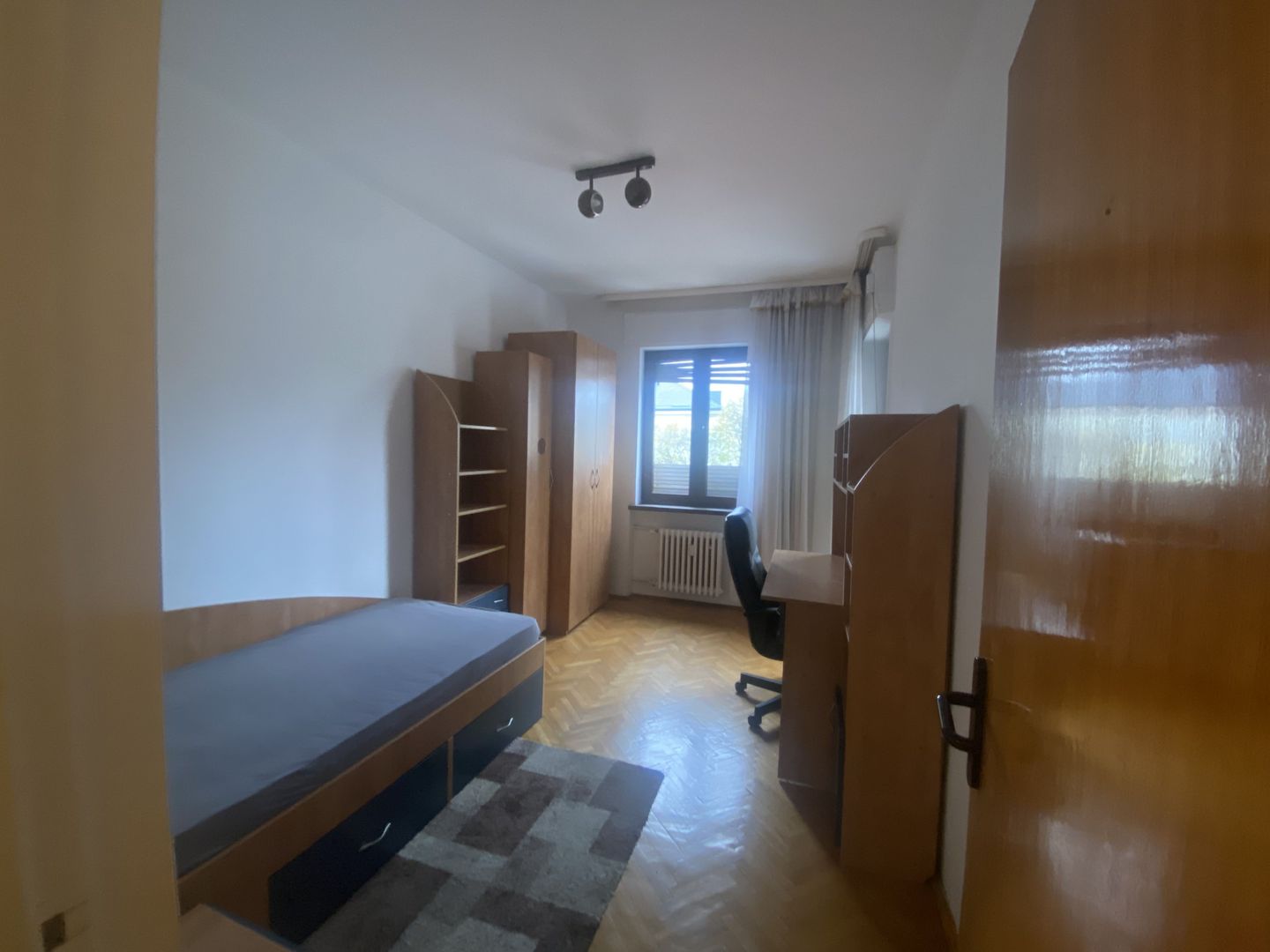 Apartament superb de vanzare, patru camere, zona Vatra Luminoasa, 350.000€ - Poză 5