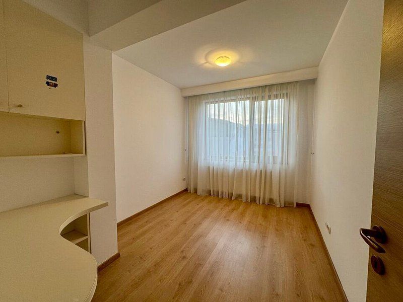 Apartamente cu 2 si 3 camere in Aviatiei-Baneasa - Poză 11