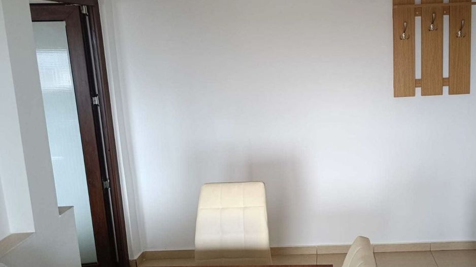 Apartament 2 camere mobilat si utilat zina Energia etaj 4 din 5 - Poză 2