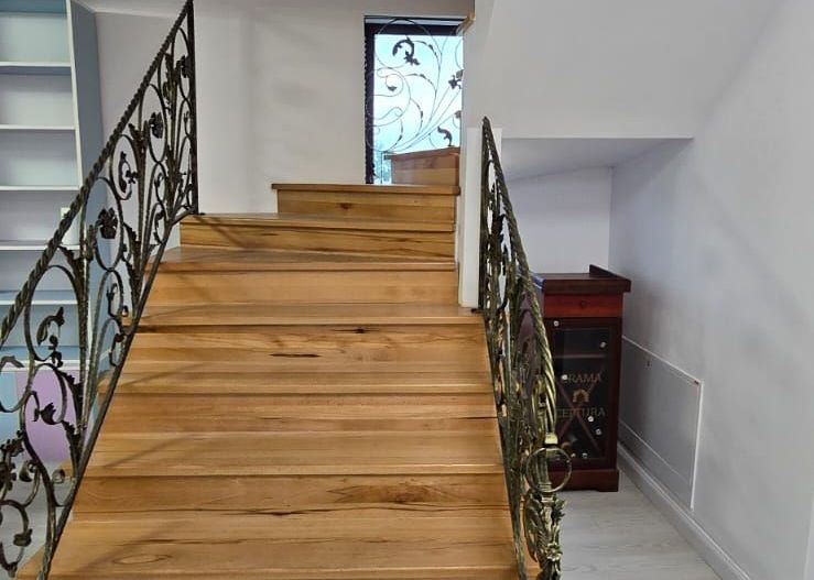 Casă De Închiriat  | Ideală Pentru Locuință Sau Afaceri - Poză 18