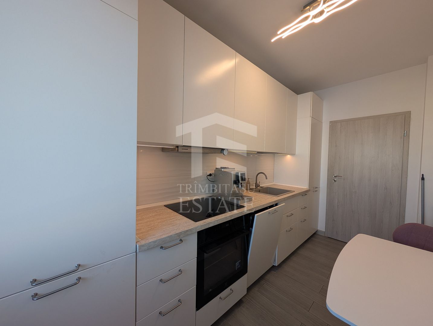 Apartament de 2 Camere Mobilat si Utilat complet + Loc de parcare - Poză 8