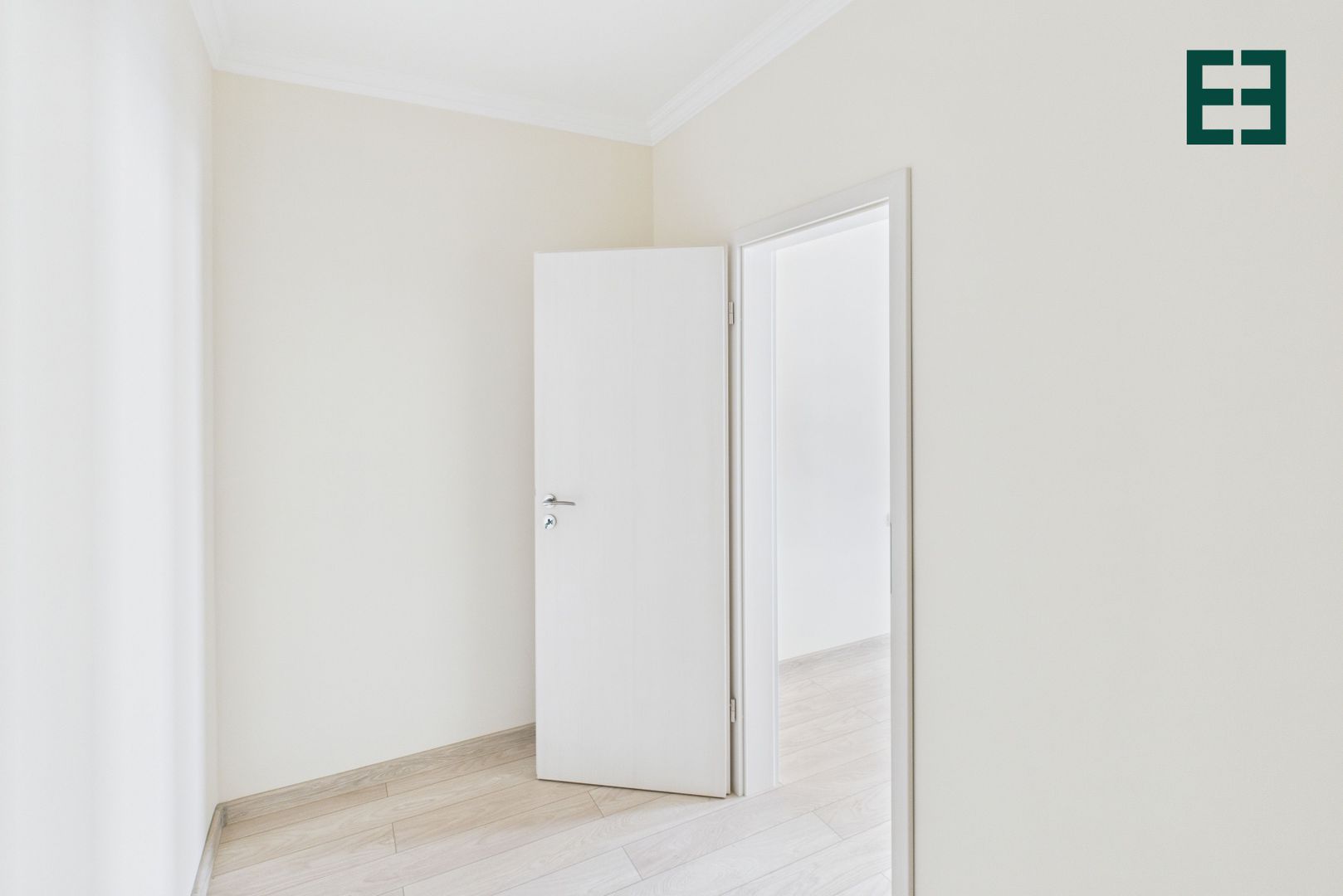 Apartament nou cu 2 camere et. 3 și loc de parcare - Giroc - Timișoara - Poză 8