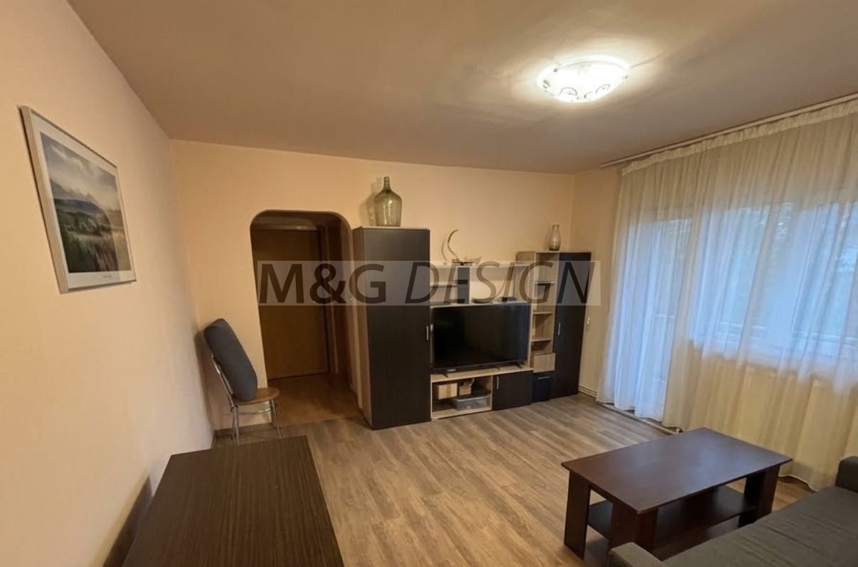 Complexul Studentesc, 3 camere, 2 bai, etaj 2, CENTRALA GAZ - Poză 1