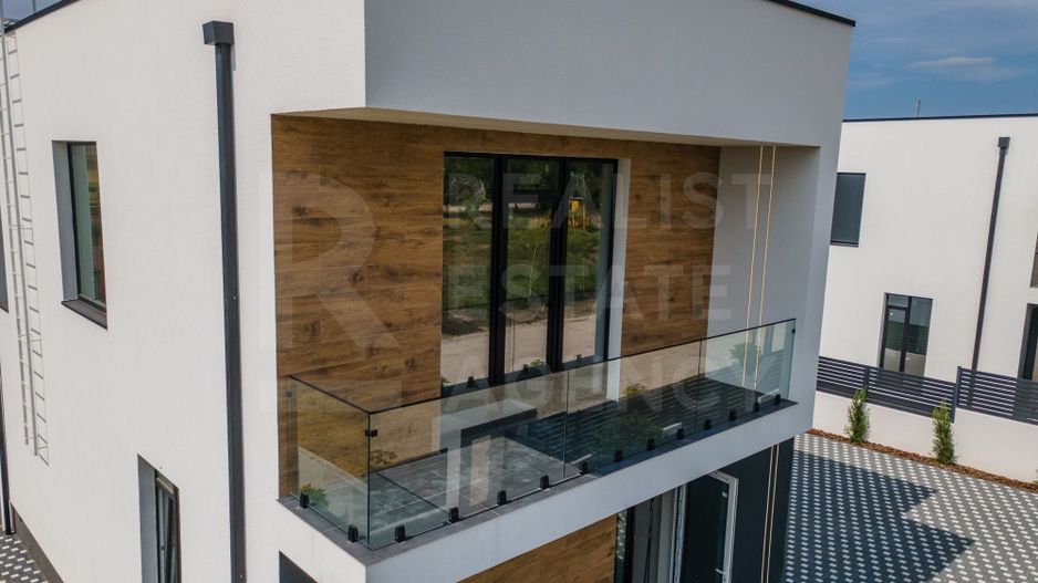 Vânzare, casă Hi-Tech, 200 mp, str. Meșterul Manole, Colonița - Poză 42