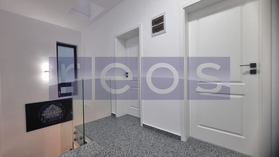 VANZARE VILA - DUPLEX  4 CAMERE - BERCENI  -, P+1E - Poză 32