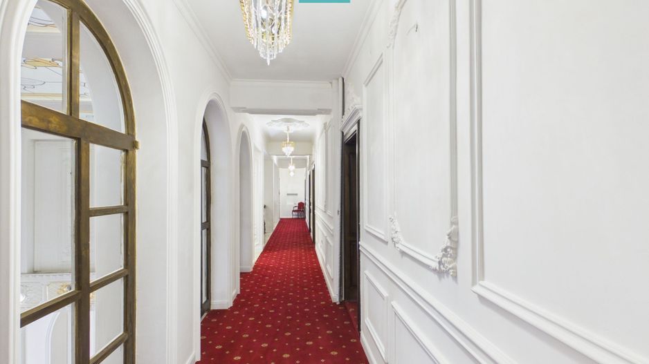 Proprietate Exclusivistă de Închiriat - Poză 23