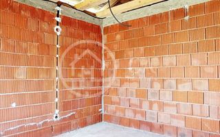 Casa de vanzare cu 4 camere in zona Santandrei, Oradea - Poză 8