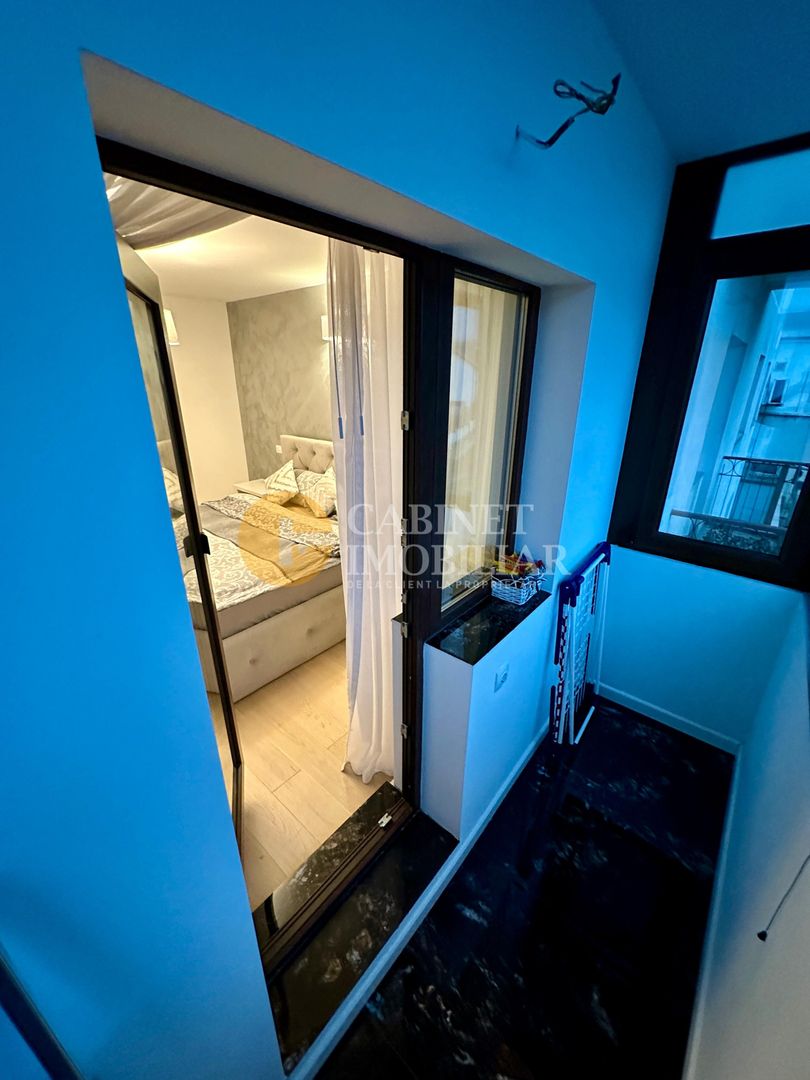 Nicolina - Apartament 3 Camere Decomandat -Etaj3  + Loc De Parcare ,Bloc - 1992 - Poză 6