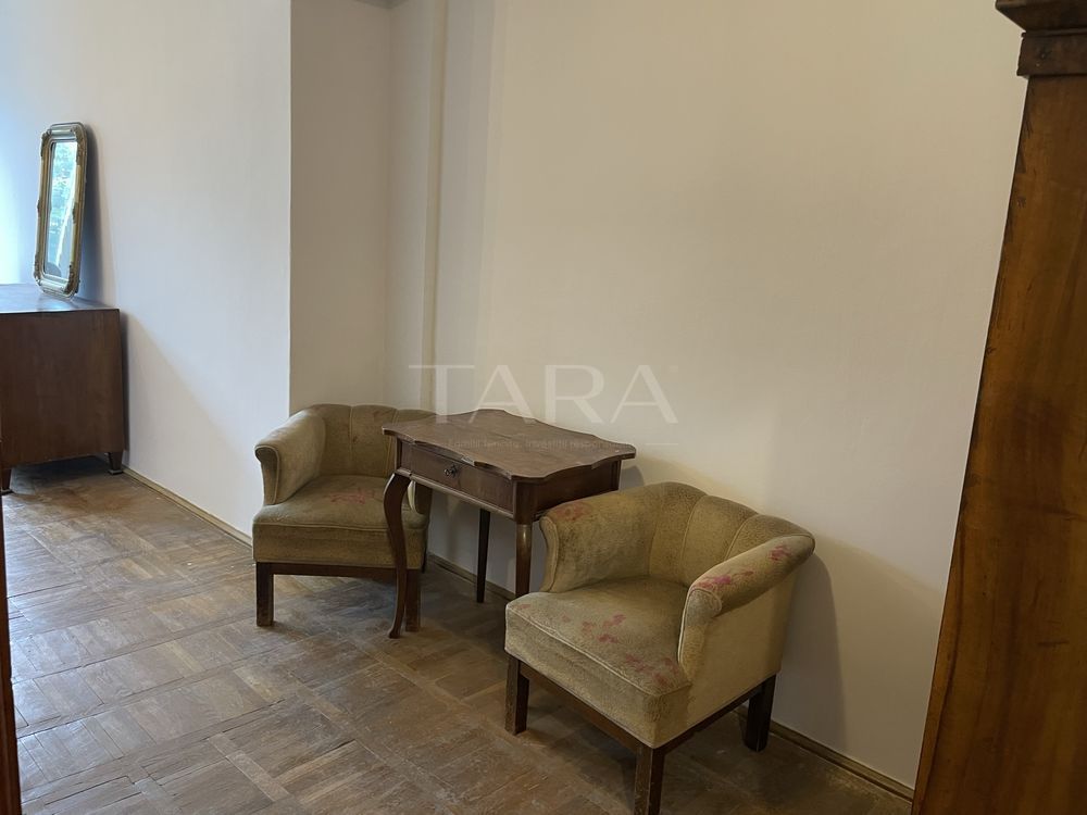 Apartament ultracentral– 37 mp, bloc cu lift. - Poză 3