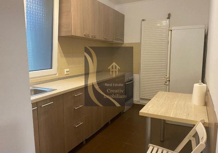 Apartament 2 Cam Metrou Eroii Revoluției - Poză 6