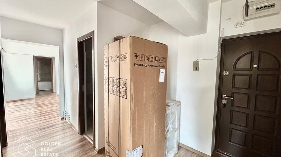 Apartament 3 camere, decomandat, zona Micalaca - Poză 10