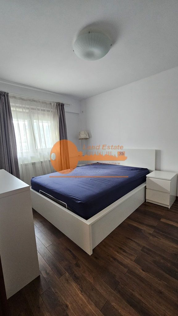 2 camere Tineretului ( renovat-1979 ) - Poză 2