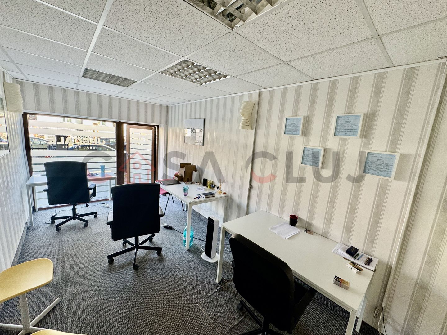 Spatiu de birou in zona pașapoartelor, zona excelentă, cartier A.M. ! - Poză 1