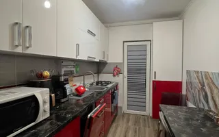 Apartament 3 camere,  decomandat - Poză 13