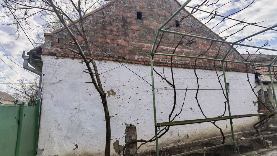 Casa cu teren generos- Recas - Poză 11