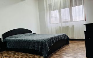 Studio gata de mutat loc de parcare, inclus - Poză 8