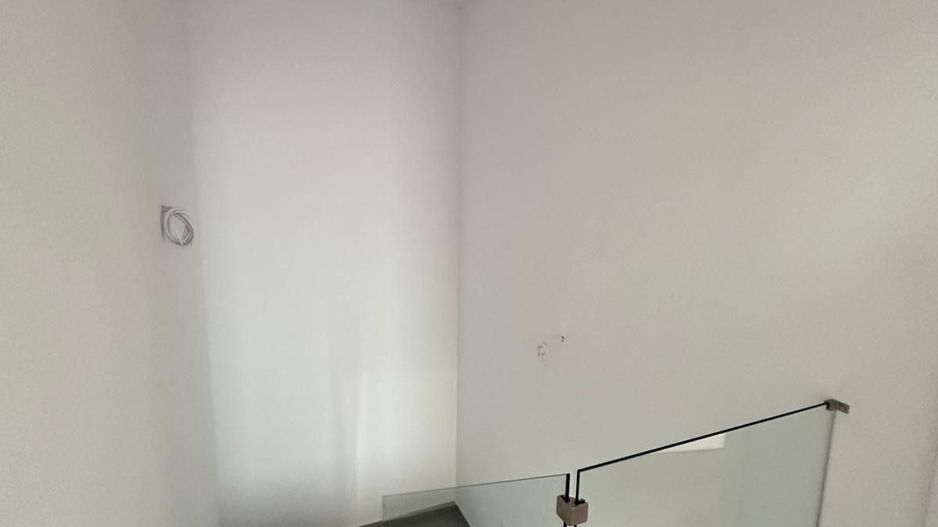 DUPLEX SPATIOS - Poză 6