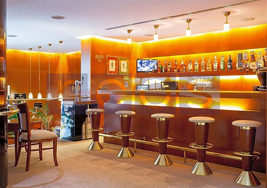 INCHIRIERE RESTAURANT ISU PIATA ROMANA ULTRACENTRAL VIZIBILITATE MARE - Poză 2