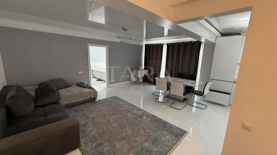 Apartament 3 camere, finisaje de lux, central, Florești, zona Eroilor. - Poză 1