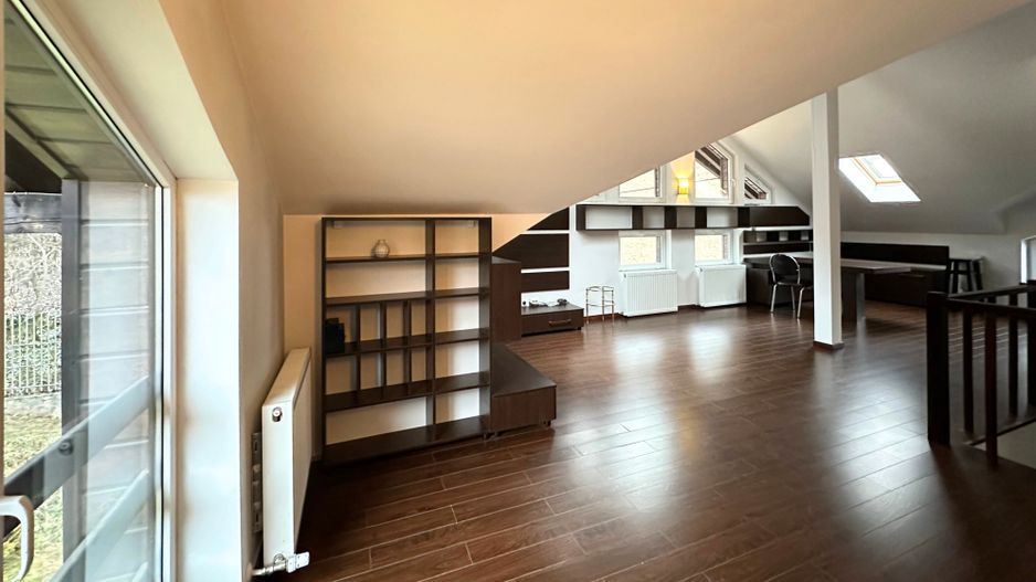 Închiriere casa duplex primitor creat pentru confort liniște și momente frumoase - Poză 31