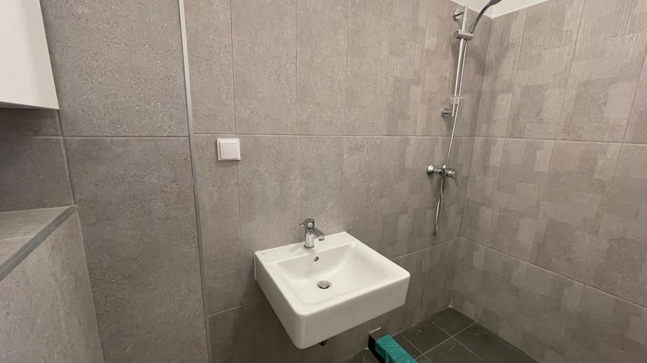 GARS. TINERETULUI PARK, PARCARE, INCALZIRE PARDOSEALA, METROU 8 MINUTE - Poză 7