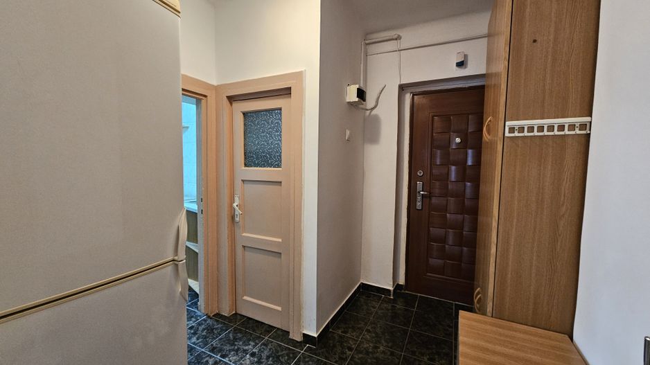 Apartament 2 camere de vanzare, Piața Victoriei centrala proprie - Poză 13