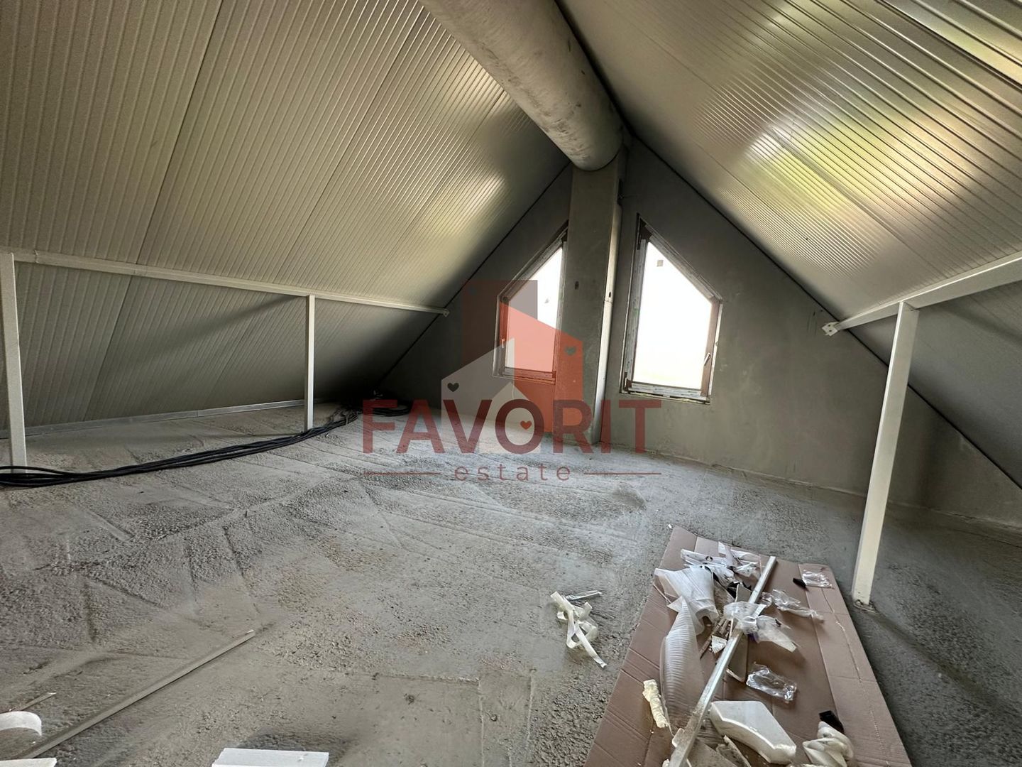 Casa Individuala in Sanandrei | 3 camere | Toate utilitatile | Asfalt - Poză 11