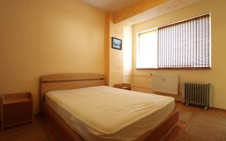 Complex Studentesc, spatios, mobilat si utilat. Centrala proprie si CTRAnaf incl - Poză 5