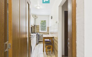 APARTAMENT 3 CAMERE, DECOMANDAT, ZONA VLAICU - Poză 5