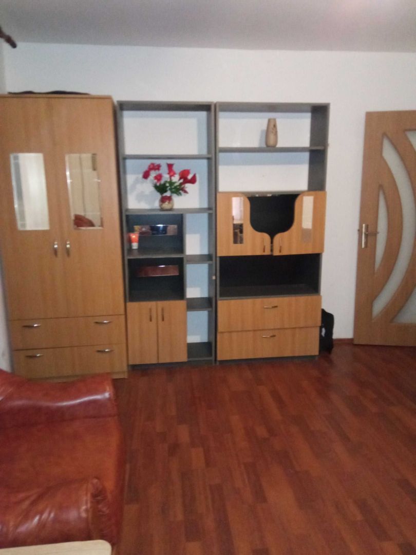 De închiriat apartament 2 camere Constantin Brâncoveanu - Poză 3
