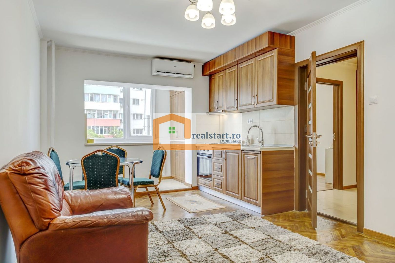 Lizeanu - Stefan cel Mare, complet renovat si mobilat, metrou, bloc reabilitat - Poză 1