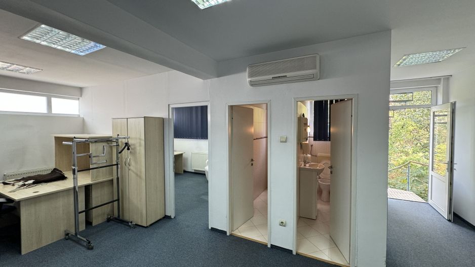 Clădire Multifuncțională de Vânzare în Târgu Mureș, Zona Gării - Poză 24