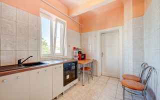 Zona C Calarrasilor ,apartament în imobil interbelic - Poză 9