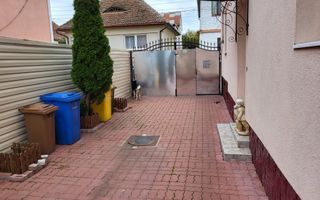 Casă de Vânzare | Piscină Interioară | Spațiu de Relaxare - Poză 24