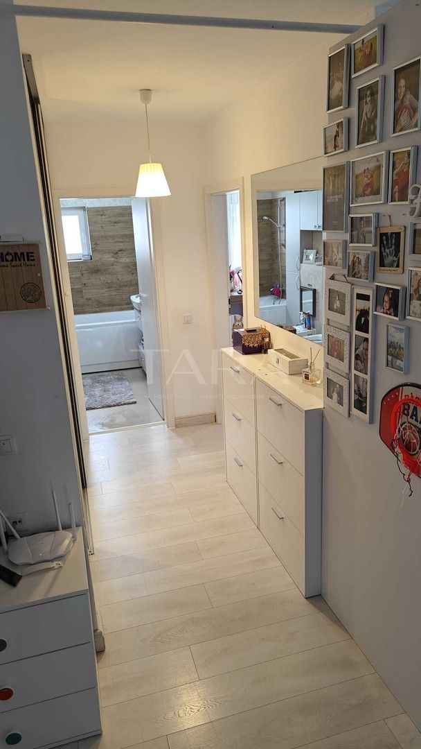 Apartament 3 camere, deosebit, zona Europa. - Poză 3