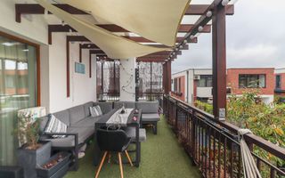 Apartament spatios cu balcon si terasa, complet mobilat, Europa! - Poză 17