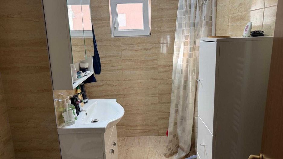 BRASADAS vinde ap 2 cam 58mp Carpați 2 etaj 4/4. - Poză 4