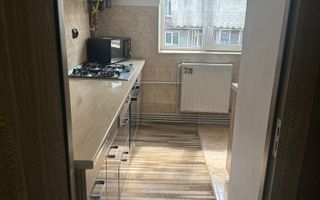 Garsoniera moderna in Tractorul - pozitie excelenta - Poză 6