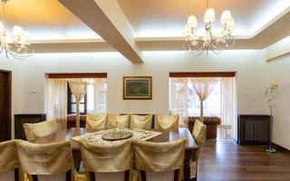 Proprietate exclusivistă ultracentrală -eleganță, spațiu și rafinament - Poză 43