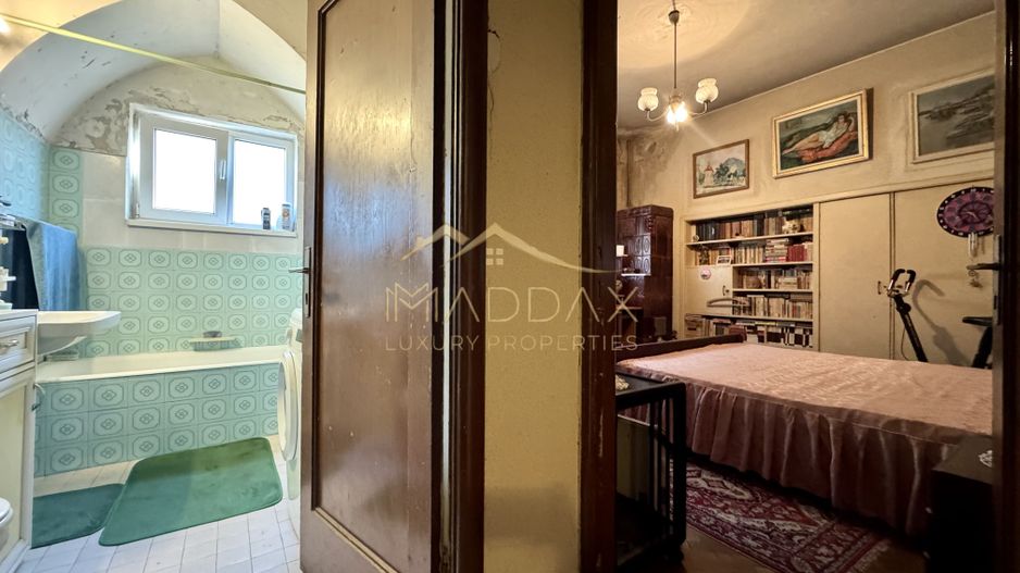 Masterpiece villa D+P+1+M***8 camere *** Garaj // Primăverii - Poză 27