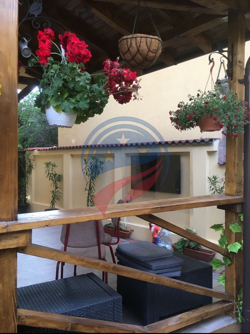 Casa moderna alcatuita din trei apartamente, zona Rovine - Poză 10