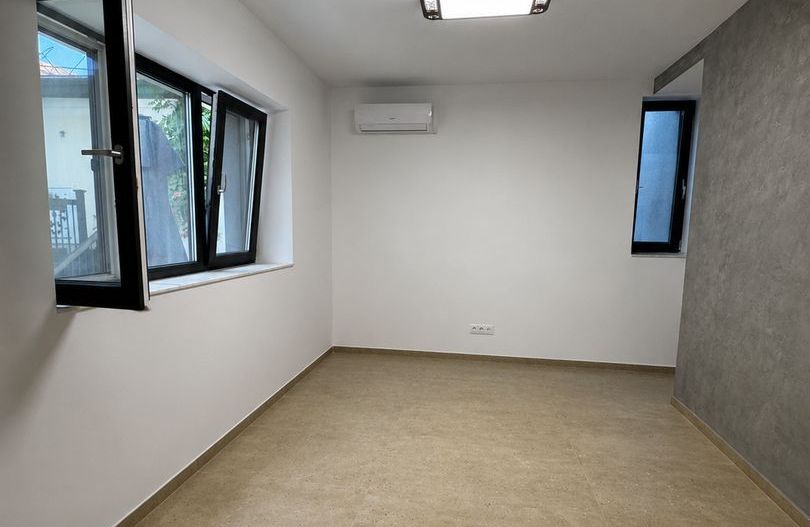 Vila 3 apartamente / 9 camere  Piata Unriii - Parcul Carol IM603 - Poză 4