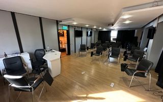 Spatiu în clădire de birouri - Poză 2