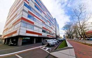 Spatiu comercial stradal - 686.35mp - Pretabil showroom / medical