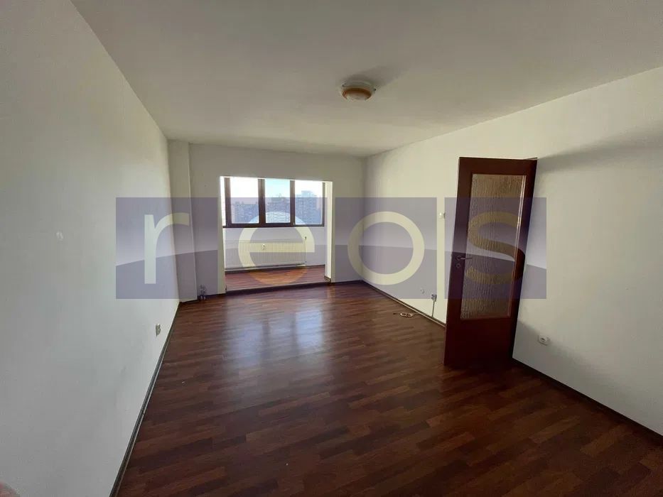 VANZARE 2 CAMERE | 53 MP | BLOC 1981 | PIATA VICTORIEI - Poză 1