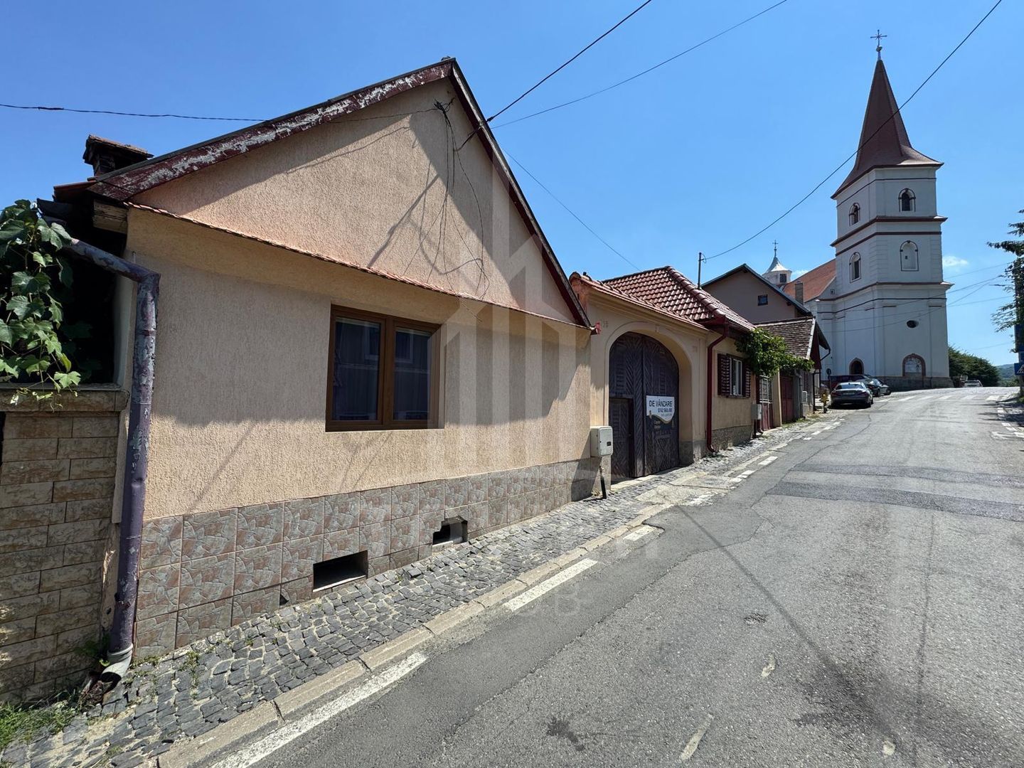 Casă de vânzare – Comuna Rășinari, str. Andrei Șaguna – aproape de centru - Poză 3