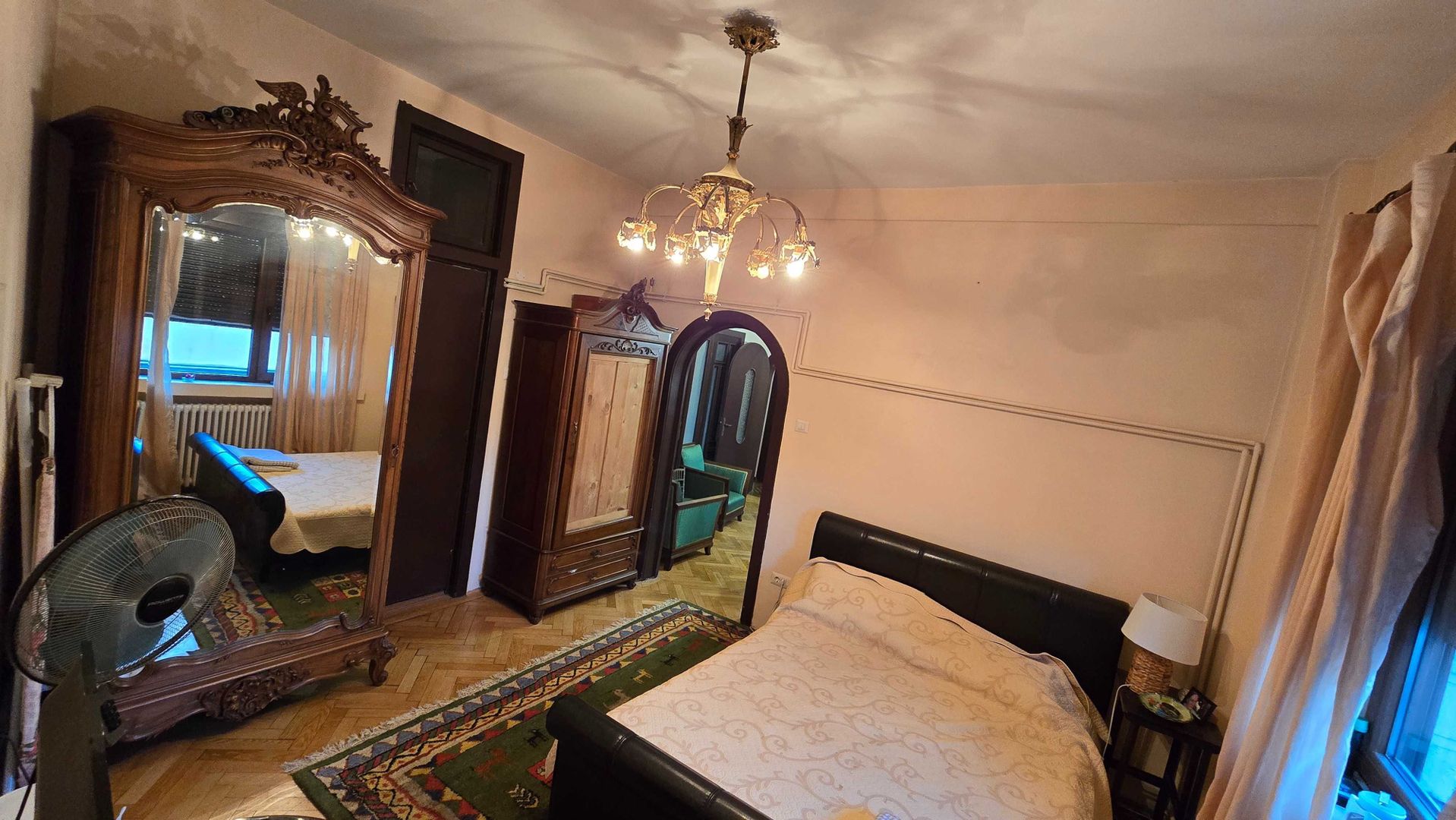 Apartament în bloc interbelic - 3 Camere - 2 balcoane - 203.000 € - Poză 4